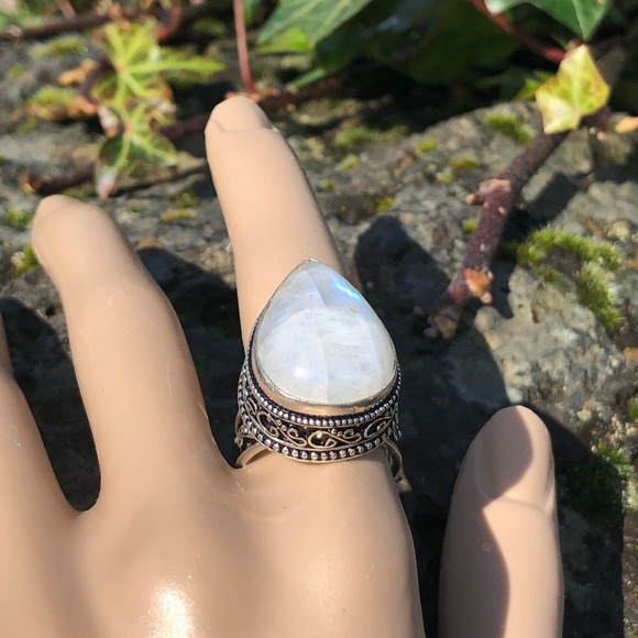 SOLD Moonstone Ring - Picture 4 of 8